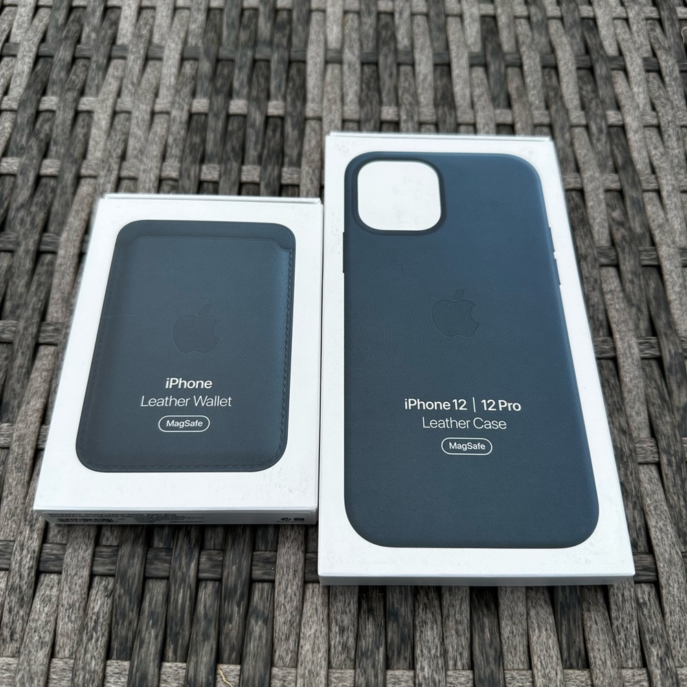 iPhone 12Pro Leather Case with Mag Safe & iPhone Leather Wallet - Baltic Blue